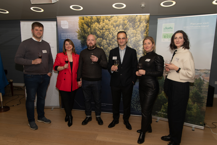 Edmunds Kalnins (Lumen Loom), Toma Navickienė (Kutchenhaus), Arminas Navickas 
(Kutchenhaus),  Kakha Buchukuri (Home of Wine), Živilė Jurevičiūtė (Accanto Interiors),
Dominyka Togonidzė (De Unit).
