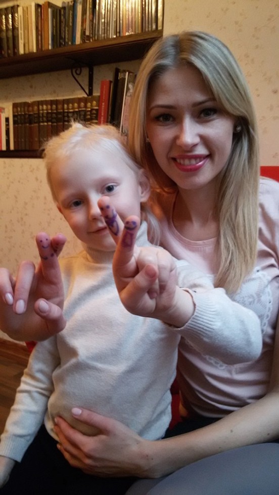 „100 apkabinimų“ nuotr.